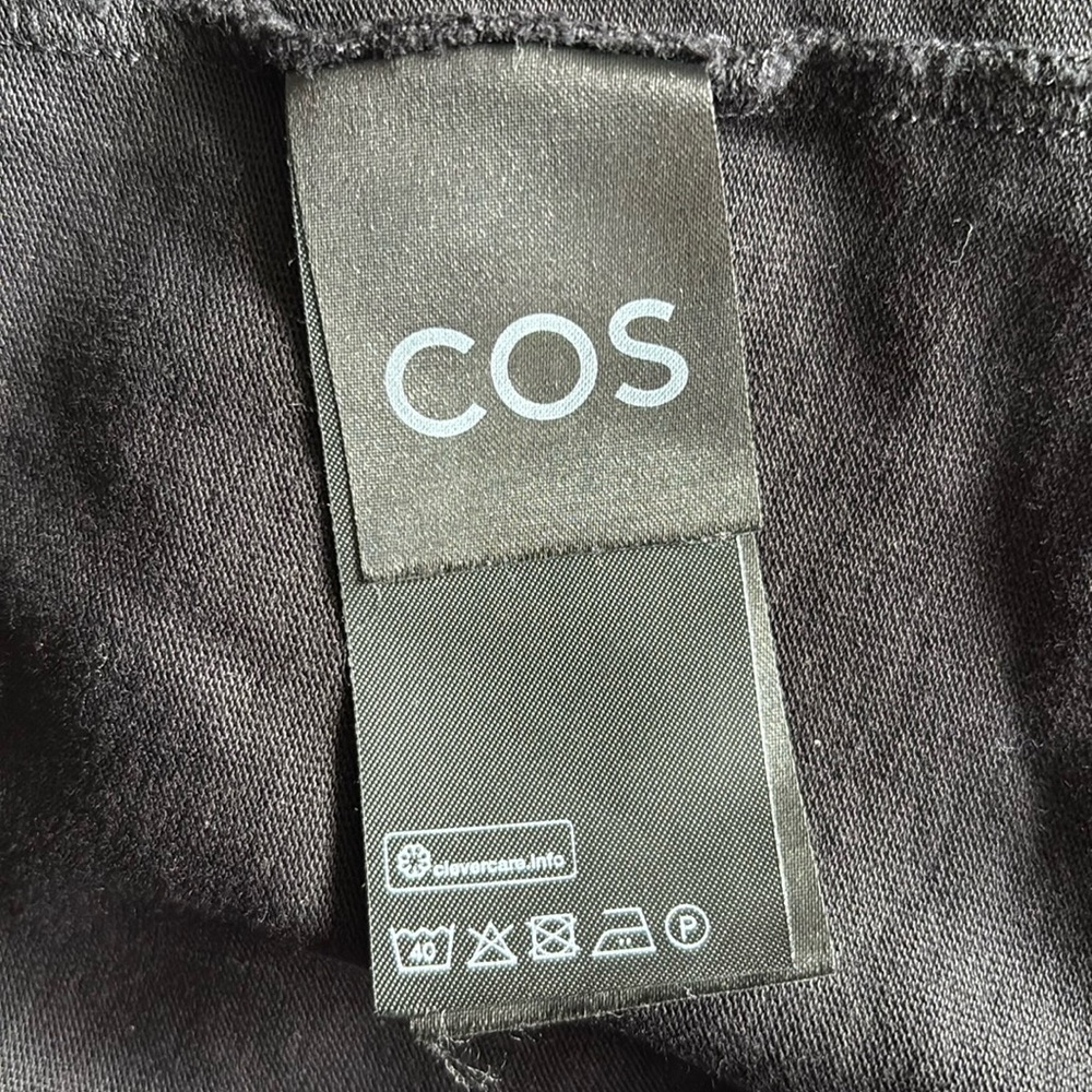 COS “Oh, To Be a Rainbow! Tee by Soko - Picture 6 of 6